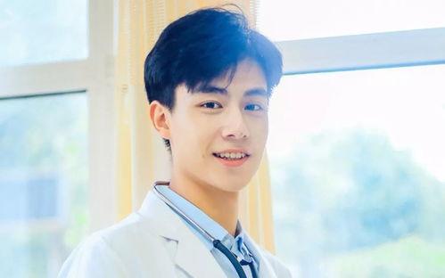 吃瓜娱乐圈李现和胡一天,娱乐圈的瓜田新秀
