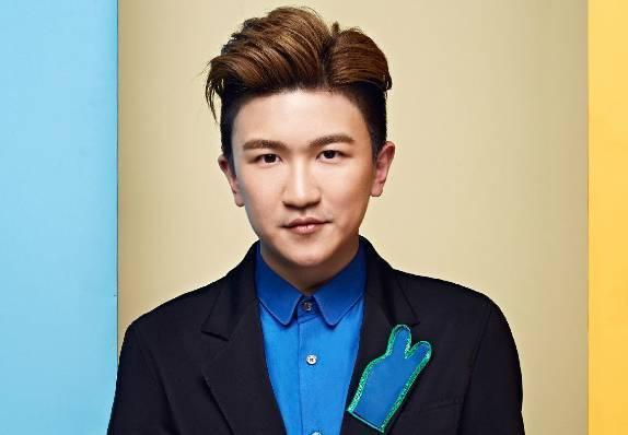 娱乐圈吃瓜男歌手名单图片,盘点那些被热议的“吃瓜男歌手”