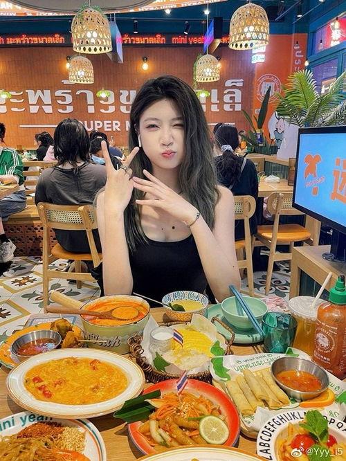 娱乐吃瓜美人腿烧烤,娱乐界的美食盛宴与八卦风云