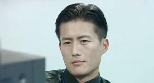 娱乐吃瓜君大鼻子男星