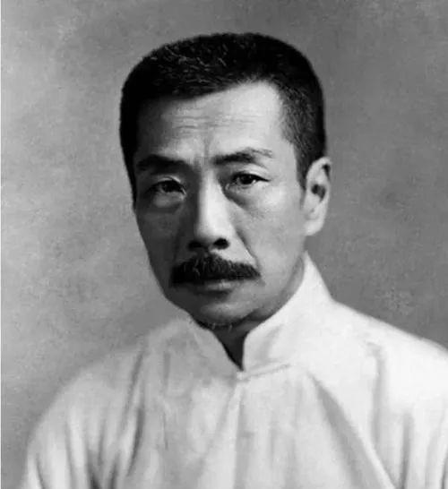 娱乐圈吃瓜鲁迅